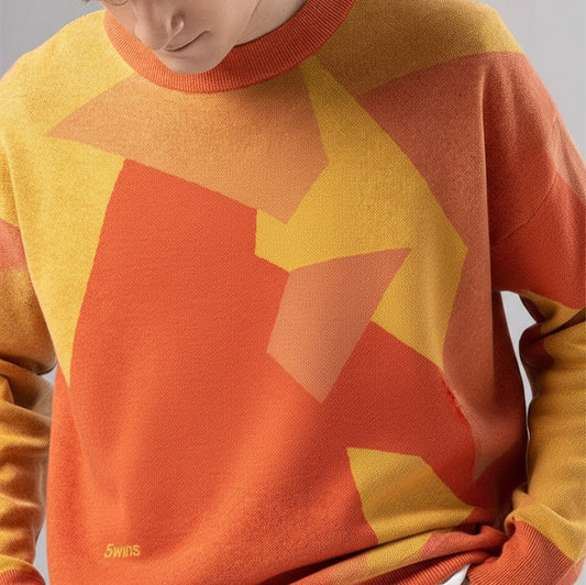 5wins Shatterplay Crew. Relaxed fit knitted crew neck sweater.